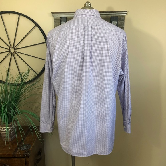 RALPH LAUREN Classic Fit Collared Button Shirt - Picture 3 of 8